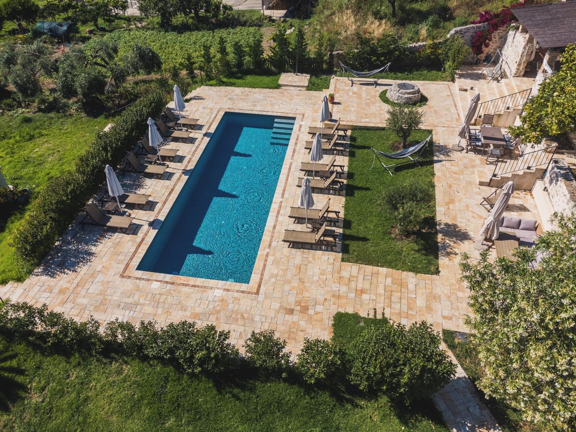 בית הארחה Strongylí 	Marcora'S Historical Estate מראה חיצוני תמונה